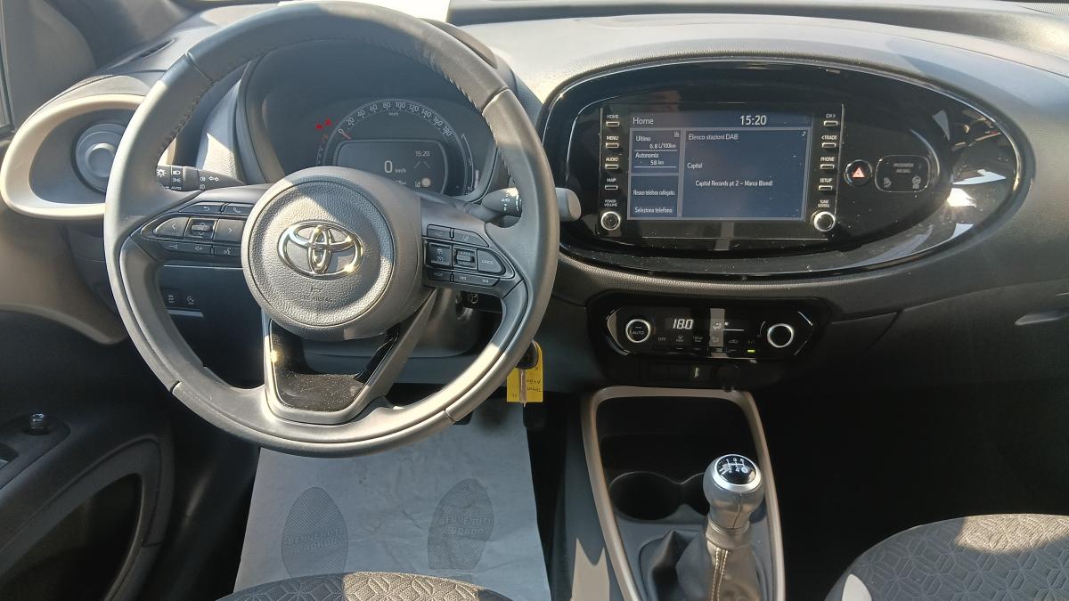 Toyota Aygo X 1.0 VVT-i 72 CV 5 porte Trend